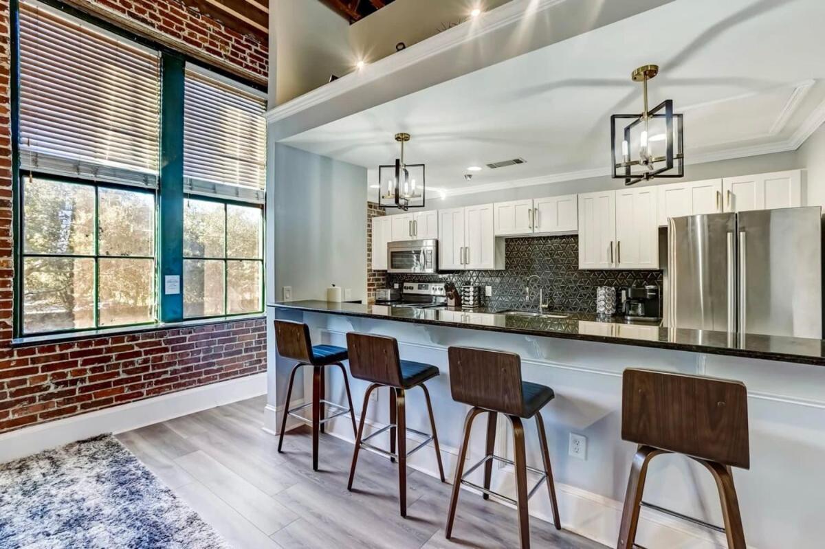 West End Loft - Downtown 5 Min Walk To River St Savannah Bagian luar foto