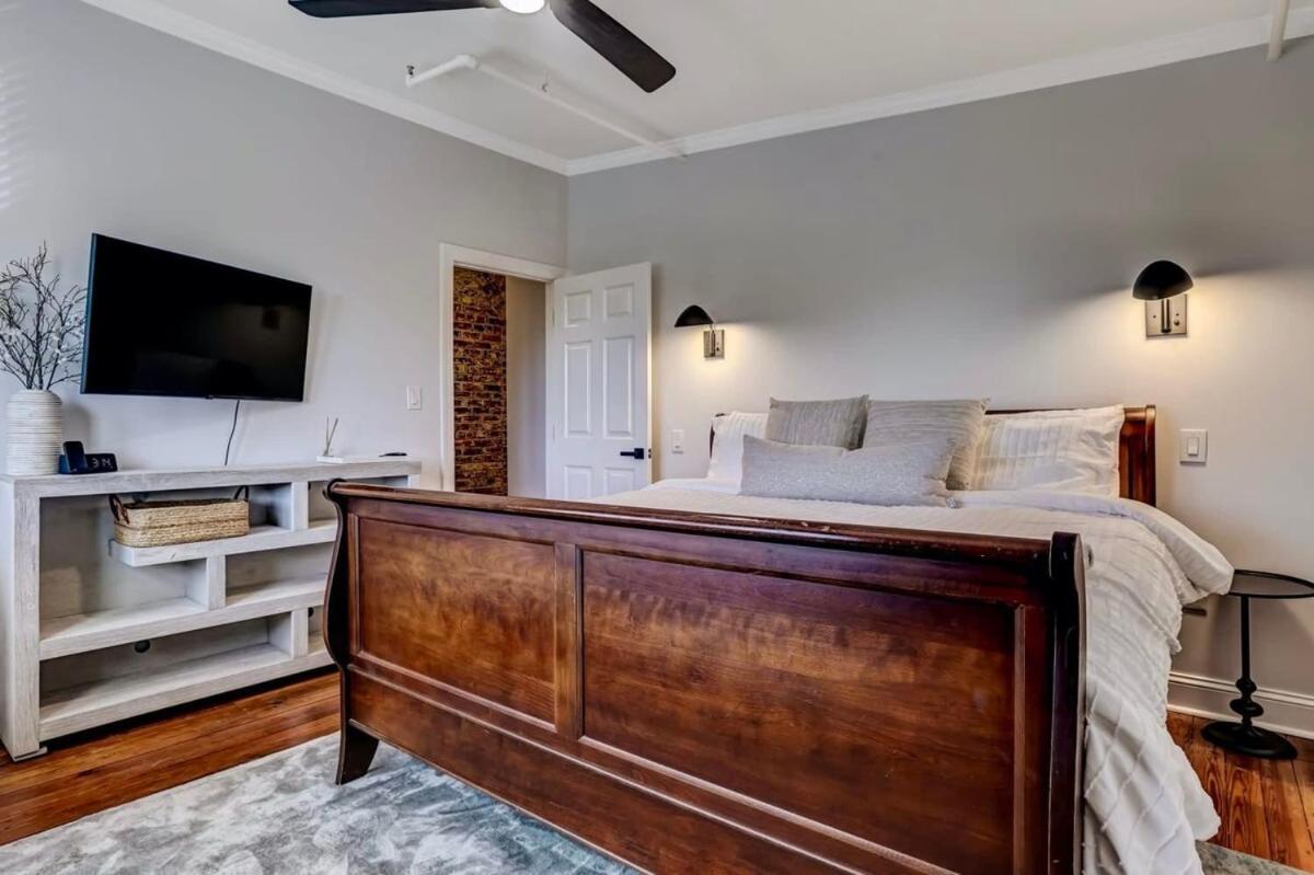 West End Loft - Downtown 5 Min Walk To River St Savannah Bagian luar foto